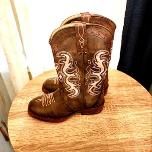 Rhinestone cowboy boots